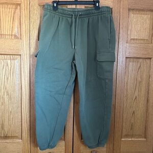 Women’s Olive Cargo Sweatpants - Drawstring Waist